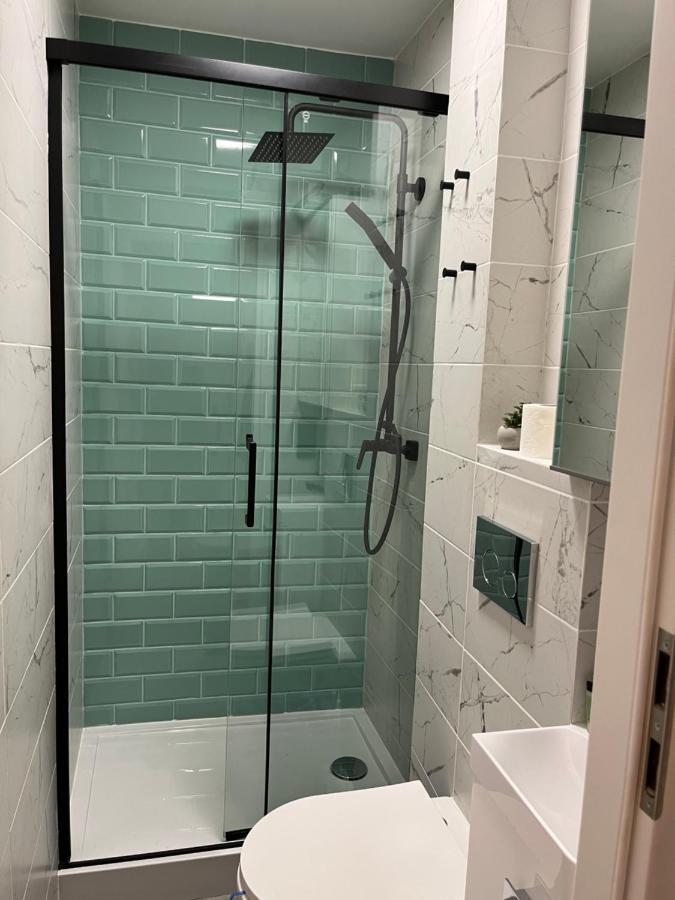 דירות Good Apartament Wola Warsaw Apartament 1 Pokojowy Z Aneksem מראה חיצוני תמונה